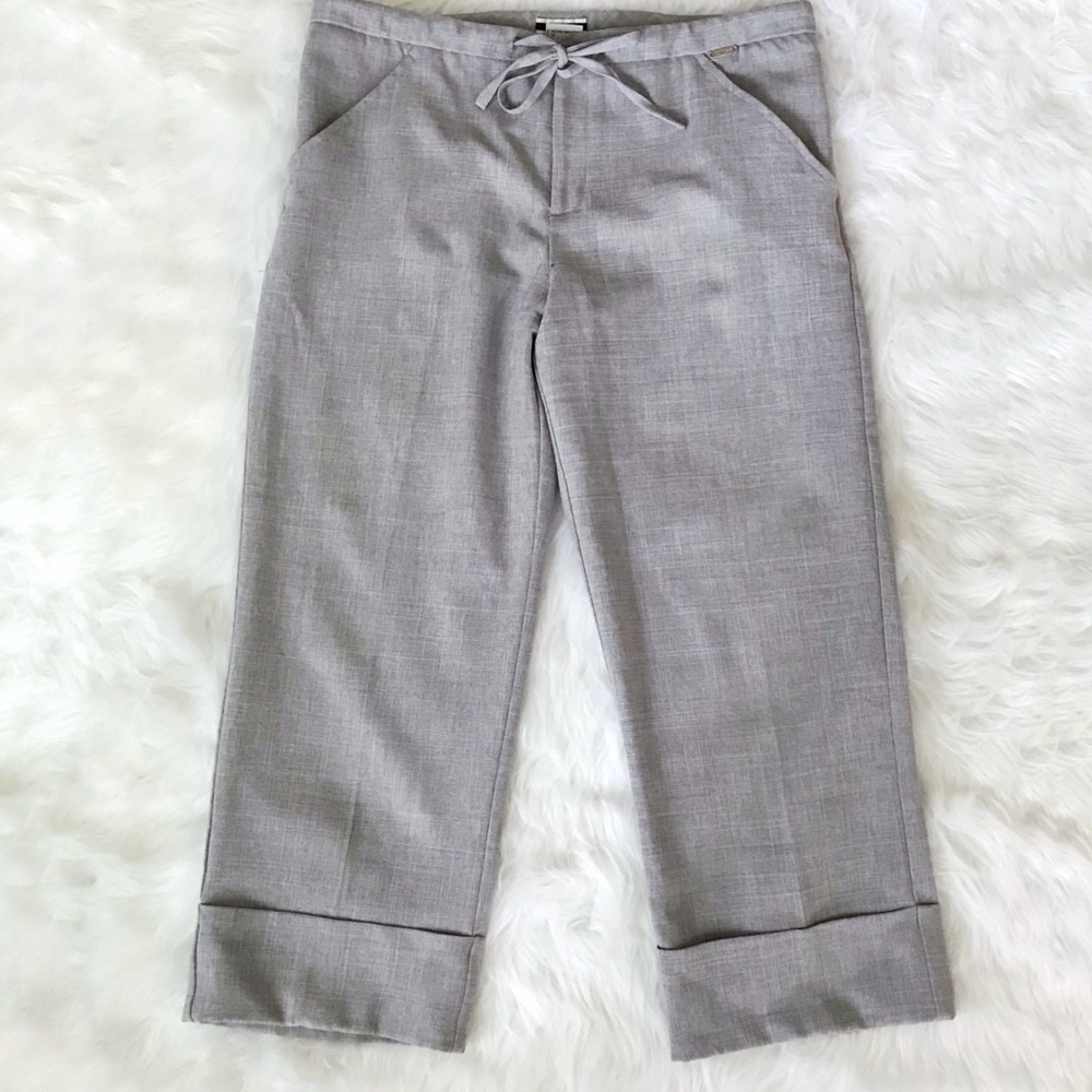 Guess Capri gray pants size 32.
